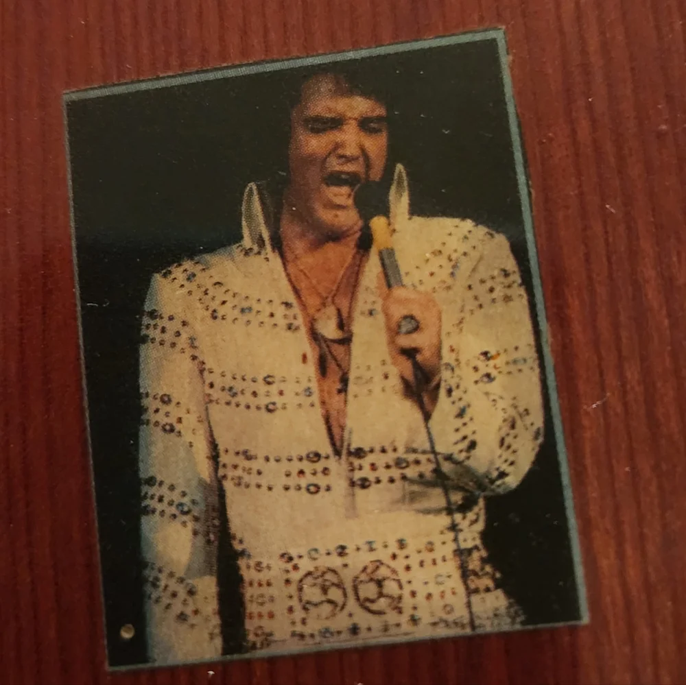 Vintage Elvis Presley Lacquered Wood Wall Clock 11.25x13.25x5/8th